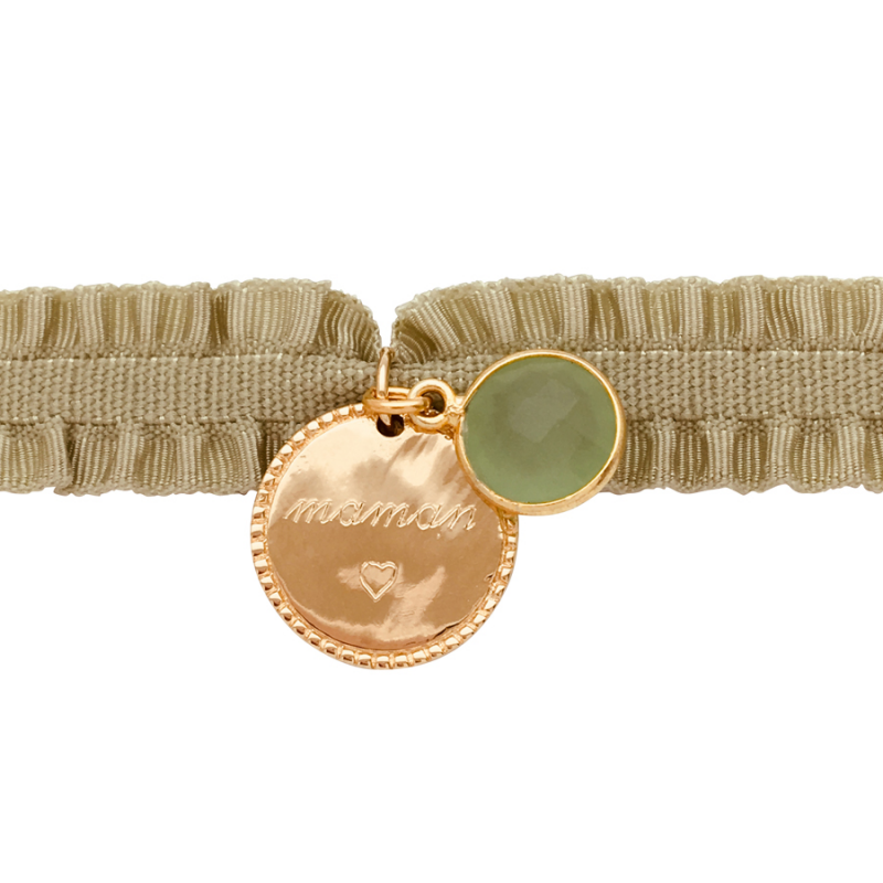 Bracelet médaille et pierre fine sur lien élastique